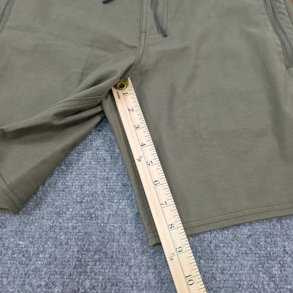 ROARK Layover 2.0 Shorts Mens Size 30 Olive Green Adventure Utility - Picture 3 of 7